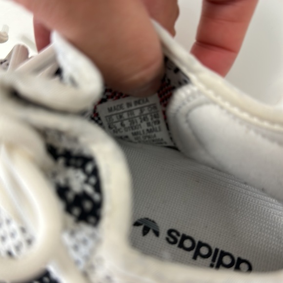 Yeezys - Picture 5 of 10